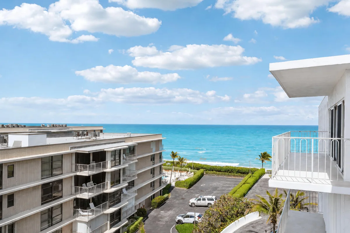 3230 S Ocean Blvd #D-607, Palm Beach: photo 1 of 31