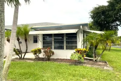 1152 Circle Dr #D, Delray Beach: photo 1 of 36
