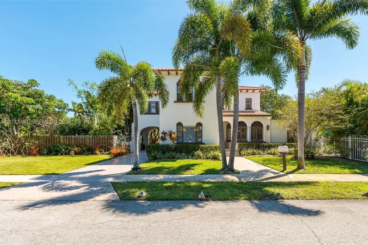 219 S 17th Ave S, Lake Worth: photo 1 of 101