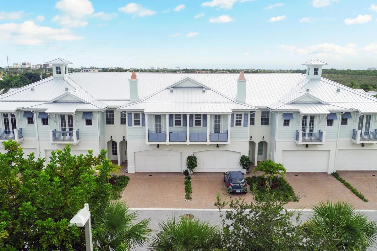 114 Ocean Breeze Dr, Juno Beach: photo 1 of 31
