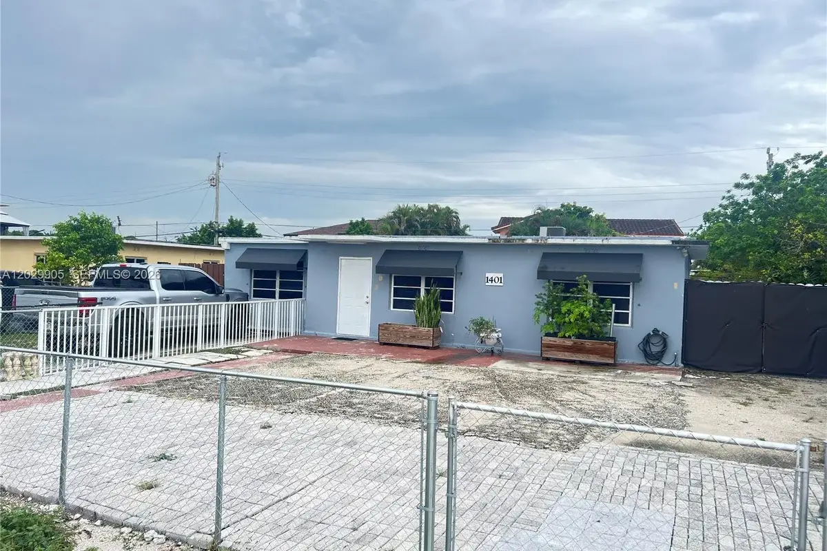 1401 E 8th Ave, Hialeah: photo 1 of 25