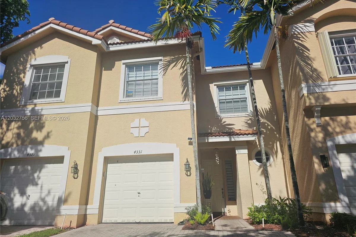 4331 SW 124th Way, Miramar: photo 1 of 40
