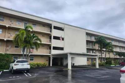 2600 NE 1st Ln #402, Boynton Beach: photo 1 of 50
