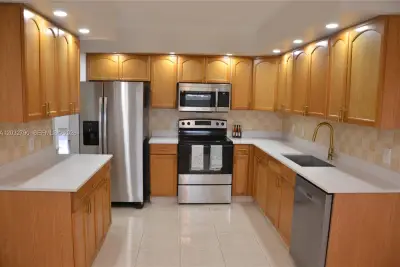 12600 SW 5th Ct #415L, Pembroke Pines: photo 1 of 14