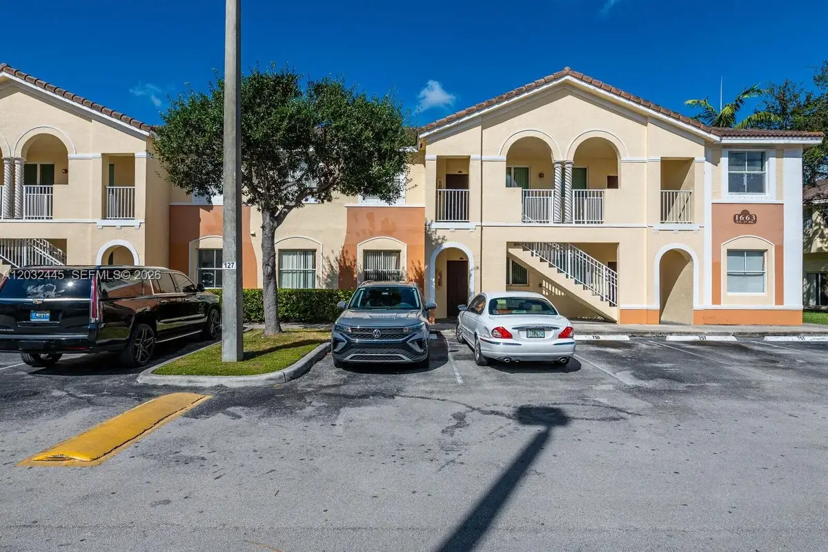1663 SE 27th Dr #108, Homestead: photo 1 of 28