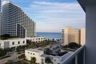 336 N Birch Rd #8d, Fort Lauderdale: photo 1 of 23