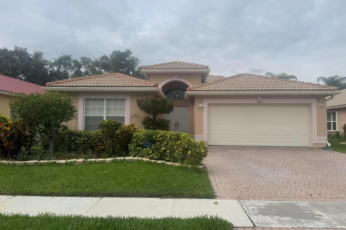 5076 Nautica Lake Cir, Lake Worth: photo 1 of 27