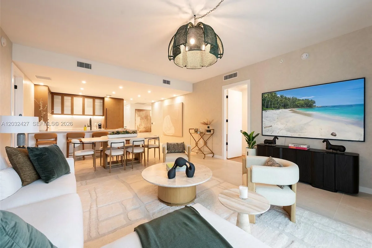2200 Brickell Ave #PH13, Miami: photo 1 of 32