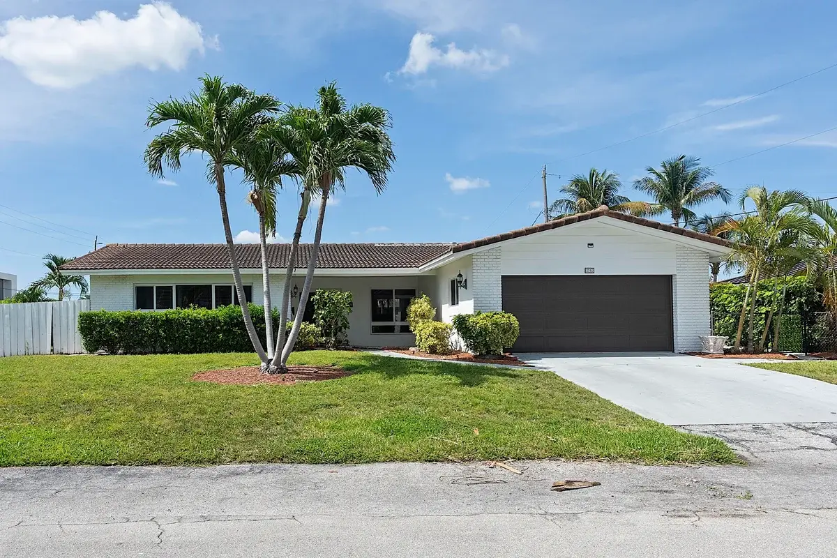2910 NE 40th Ct, Lighthouse Point: photo 1 of 49
