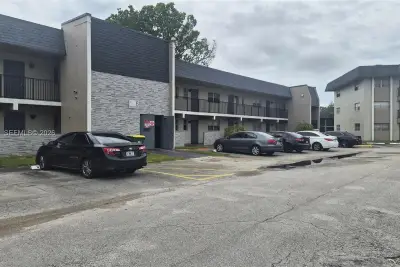 7920 N Colony Cir N #103, Tamarac: photo 1 of 12