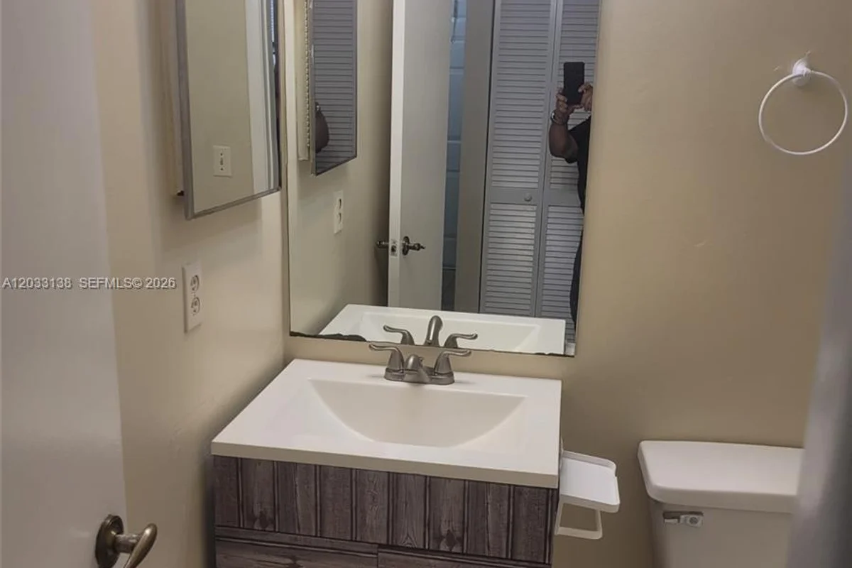 785 NW 103rd Ter #202, Pembroke Pines: photo 1 of 14