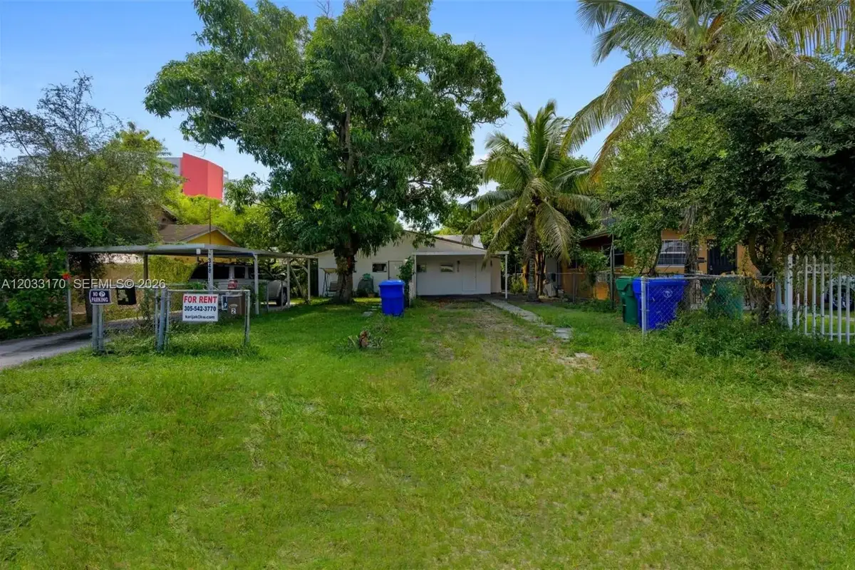 348 NE 58th St #1, Miami: photo 1 of 6