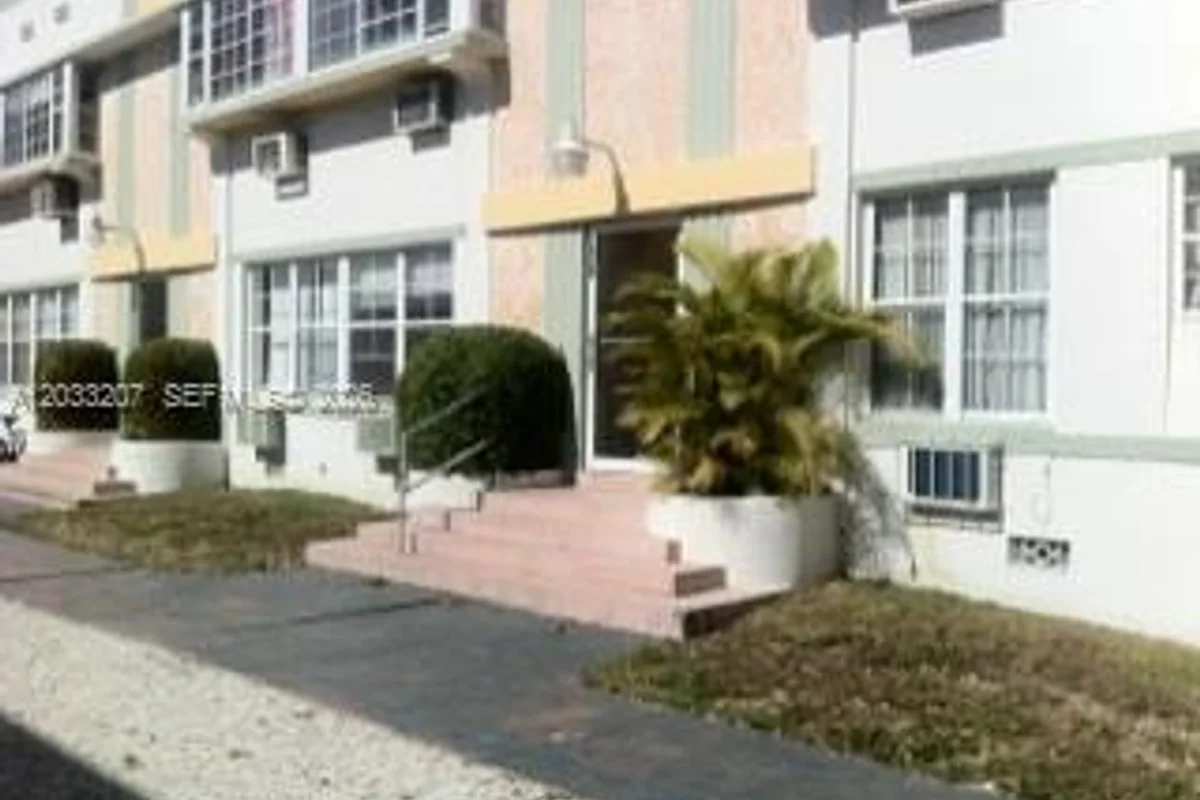 1612 Drexel Ave #8, Miami Beach: photo 1 of 2
