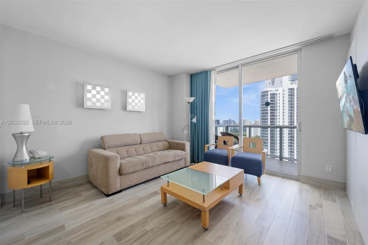 18683 Collins Ave #2503, Sunny Isles Beach: photo 1 of 36