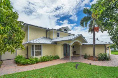 5844 Pinebrook Dr, Boca Raton: photo 1 of 96