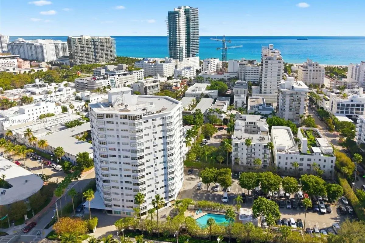 1881 Washington Ave #4a, Miami Beach: photo 1 of 18