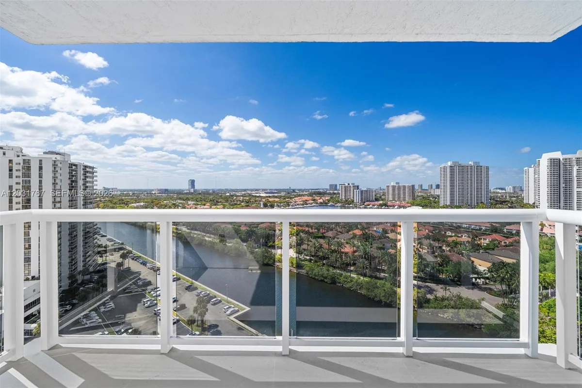 20505 E Country Club Dr #1938, Aventura: photo 1 of 17