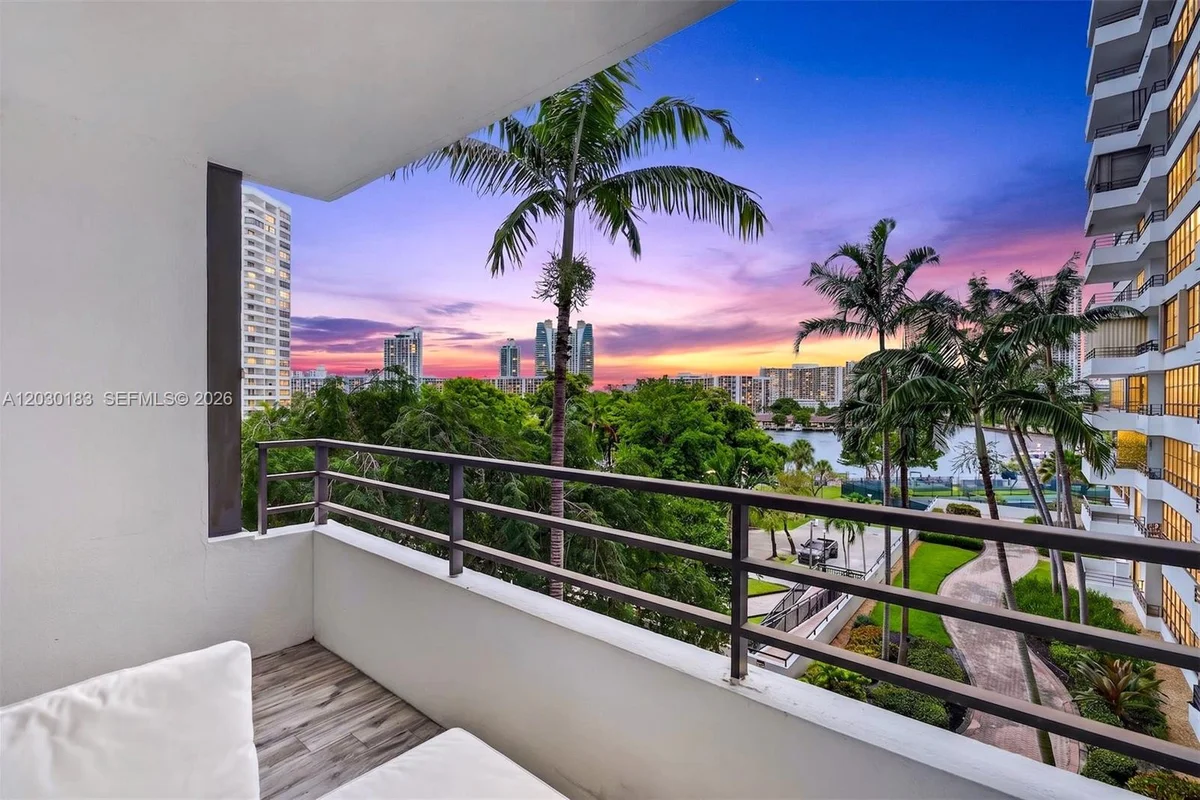 500 Three Islands Blvd #201, Hallandale Beach: photo 1 of 38
