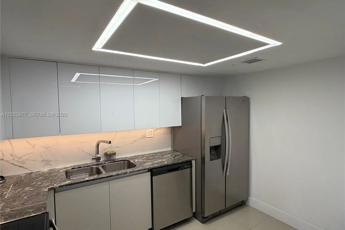 3300 NE 192nd St #1109, Aventura: photo 1 of 58