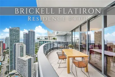 1000 Brickell Plz #4401, Miami: photo 1 of 19