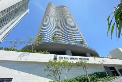 15701 E Collins #1403, Sunny Isles Beach: photo 1 of 54