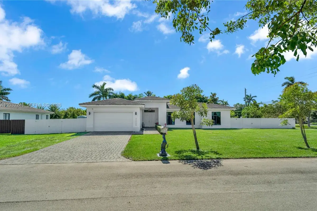 32008 SW 199th Pl, Homestead: photo 1 of 60