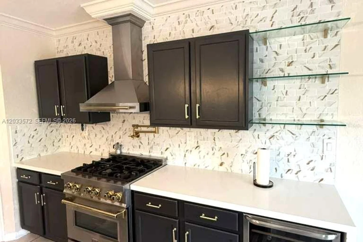 24851 SW 121st Pl, Homestead: photo 1 of 37