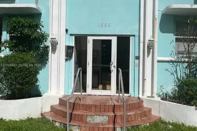 1555 Pennsylvania Ave #107, Miami Beach: photo 1 of 22