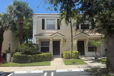 5122 Palmbrooke Cir, West Palm Beach: photo 1 of 16