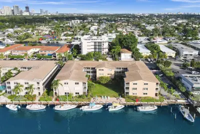 1510 SE 15th St #307, Fort Lauderdale: photo 1 of 17