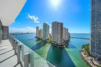 300 Biscayne Blvd Way #1904C, Miami: photo 1 of 48