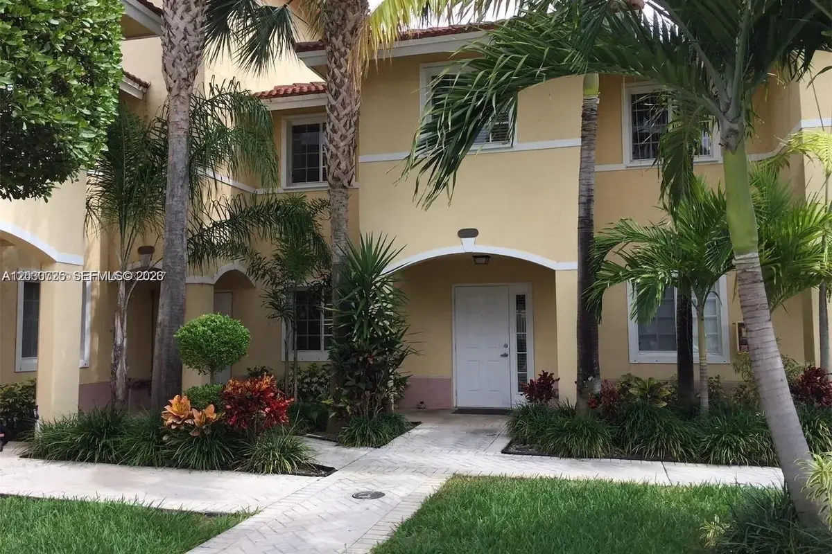 2066 NE 167th St #3-108, North Miami Beach: photo 1 of 22