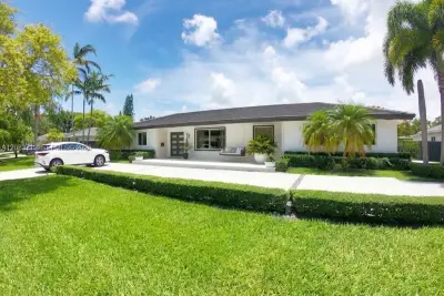 14500 SW 84th Ave, Palmetto Bay: photo 1 of 26