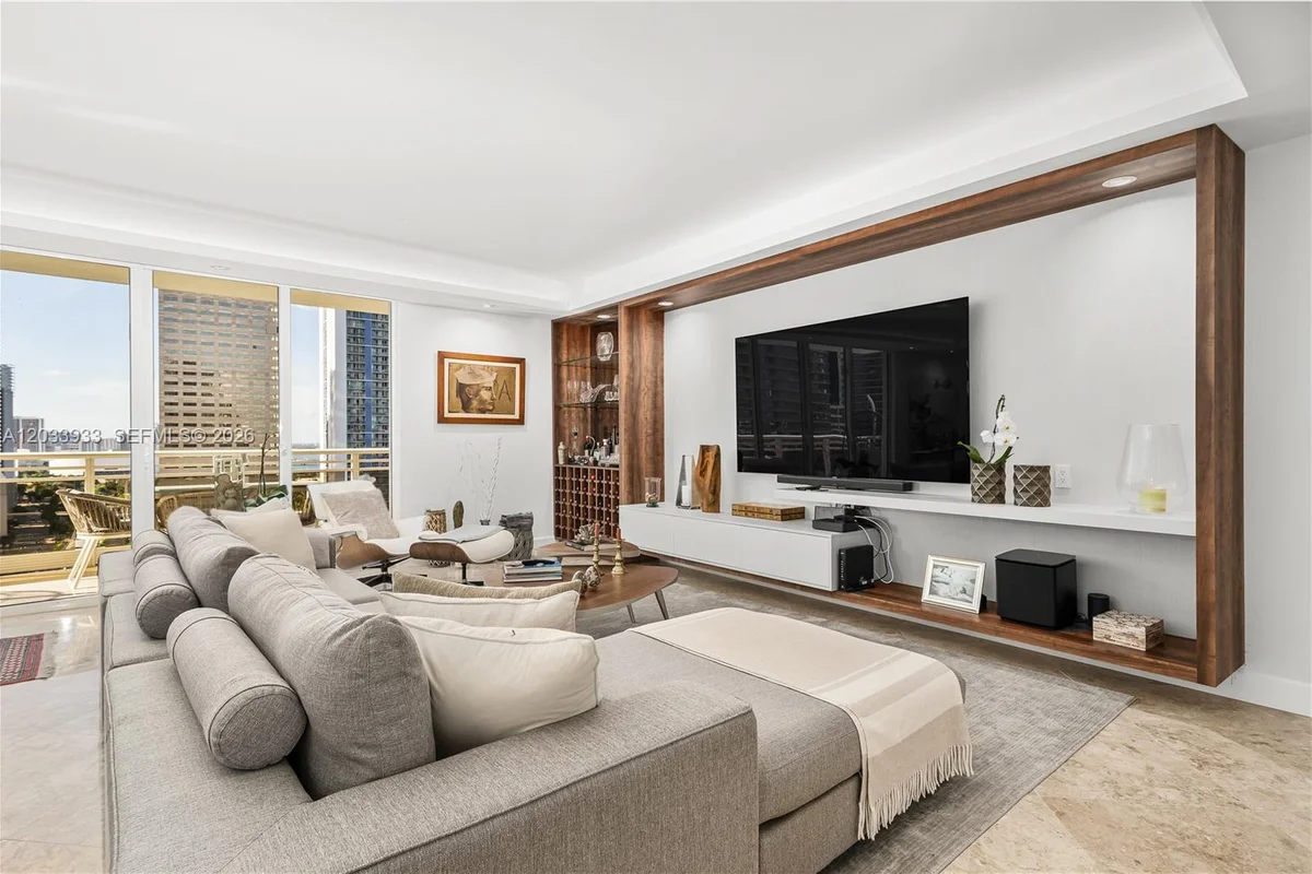 901 Brickell Key Blvd #2206, Miami: photo 1 of 28