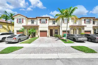 23481 SW 113th Ave, Homestead: photo 1 of 34