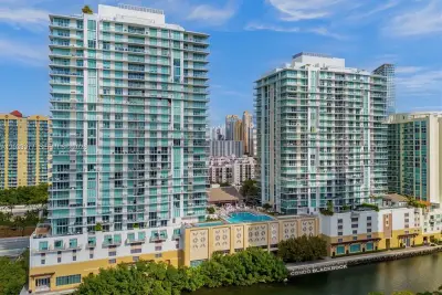 330 Sunny Isles Blvd #5-2002, Sunny Isles Beach: photo 1 of 55