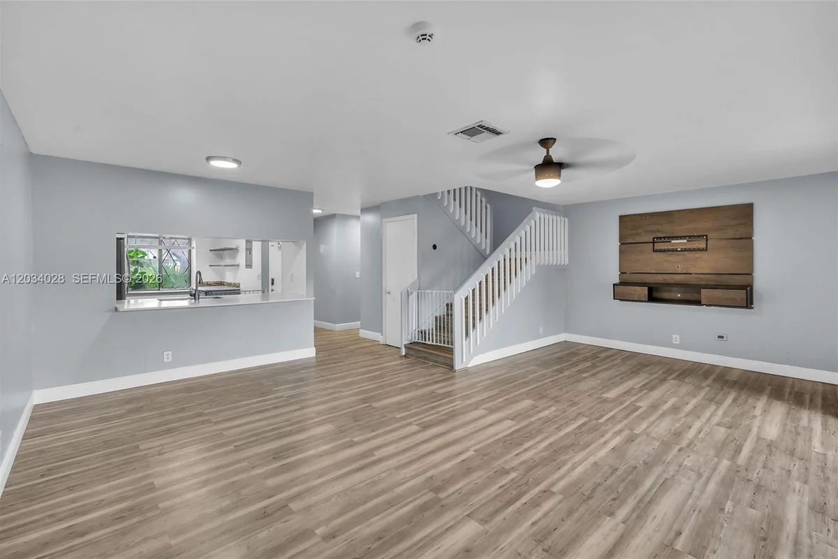 4430 NW 92nd Way, Sunrise: photo 1 of 26