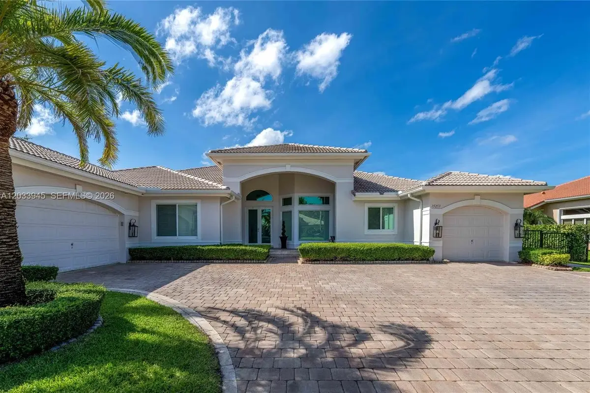 15253 SW 40th St, Davie: photo 1 of 39