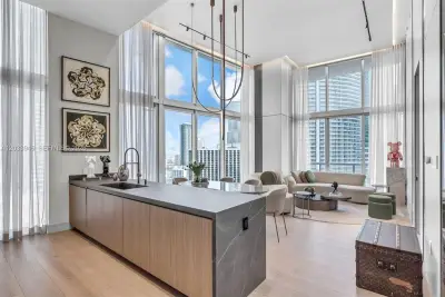475 Brickell Ave #2215, Miami: photo 1 of 43