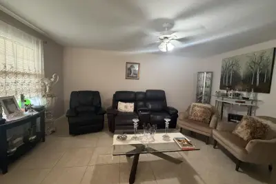 1011 Ventnor Crescent, Deerfield Beach: photo 1 of 7