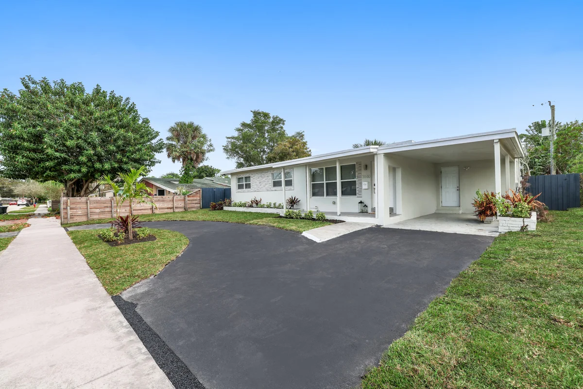 3160 SW 20th Ct, Fort Lauderdale: photo 1 of 41