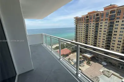 2030 S Ocean Dr #1511, Hallandale Beach: photo 1 of 18