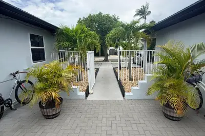 220 Walton Blvd #2, West Palm Beach: photo 1 of 21
