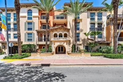 4445 El Mar Dr #2209, Lauderdale-by-the-Sea: photo 1 of 54