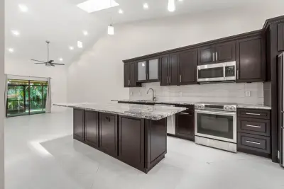 3789 Blue Ridge Rd, West Palm Beach: photo 1 of 37