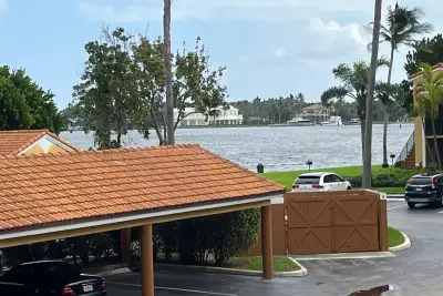 160 Yacht Club Way #209, Hypoluxo: photo 1 of 32
