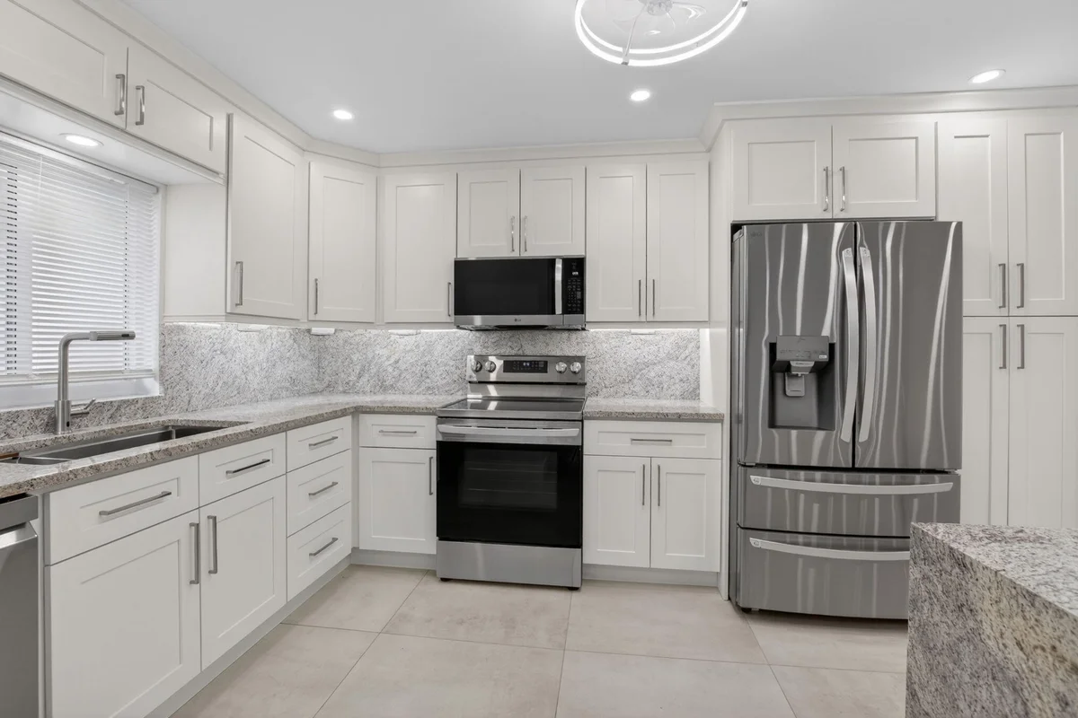 6049 Vía Diana, Delray Beach: photo 1 of 47