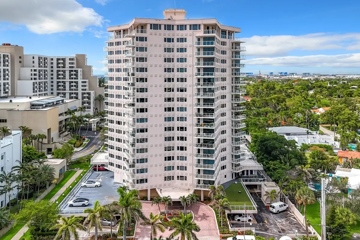 3000 Holiday Dr #1505, Fort Lauderdale: photo 1 of 62