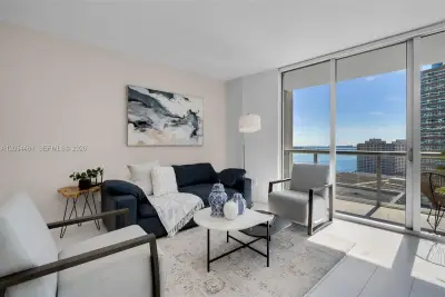 485 Brickell Ave #1709, Miami: photo 1 of 22