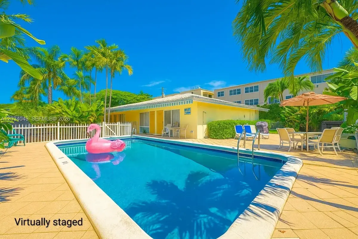 3217 NE 7th Pl #4, Pompano Beach: photo 1 of 14